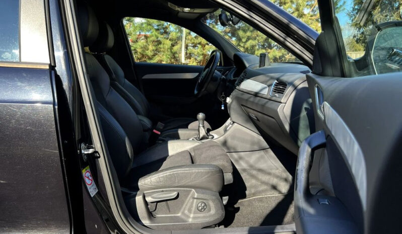 AUDI Q3  | FWD (przód) | Manualna | 140 KM | Czarny full