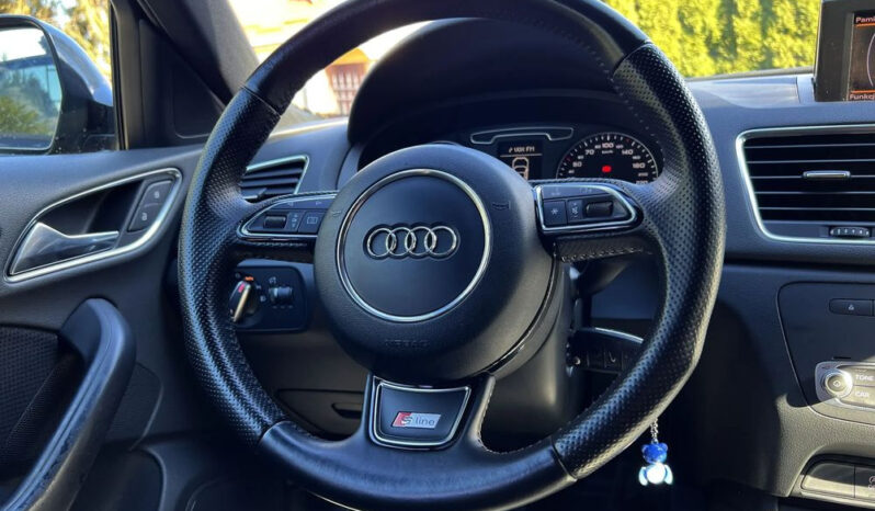 AUDI Q3  | FWD (przód) | Manualna | 140 KM | Czarny full