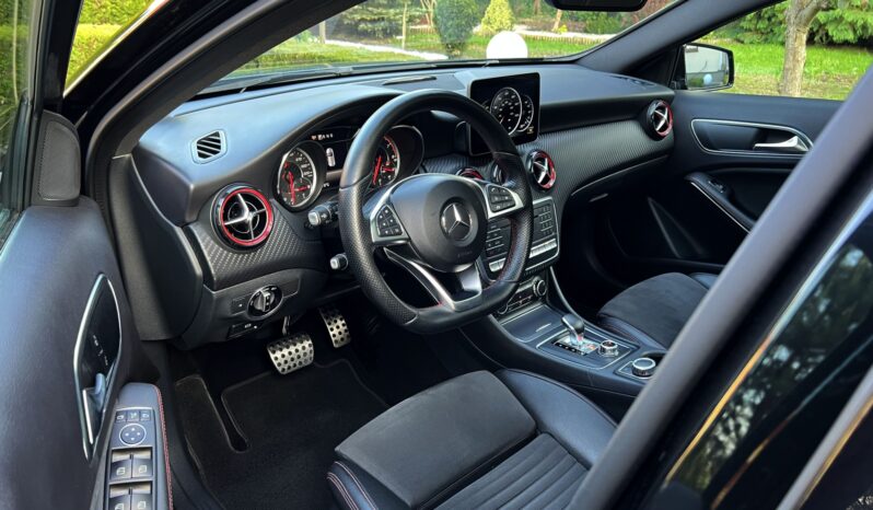 MERCEDES-BENZ Klasa A | 4×4 (stały) | Automatyczna | 381 KM | Czarny full