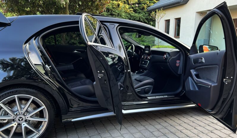MERCEDES-BENZ Klasa A | 4×4 (stały) | Automatyczna | 381 KM | Czarny full