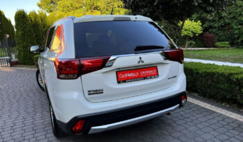 MITSUBISHI Outlander  | FWD (przód) | Manualna | 150 KM | Biały full