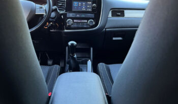 MITSUBISHI Outlander  | FWD (przód) | Manualna | 150 KM | Biały full