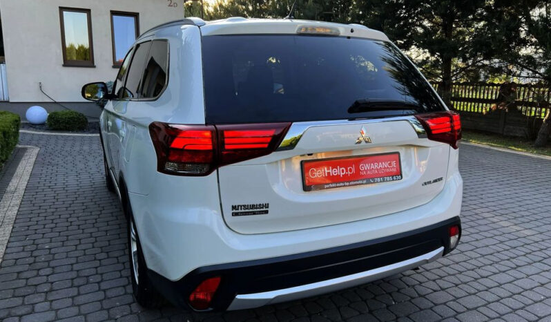 MITSUBISHI Outlander  | FWD (przód) | Manualna | 150 KM | Biały full