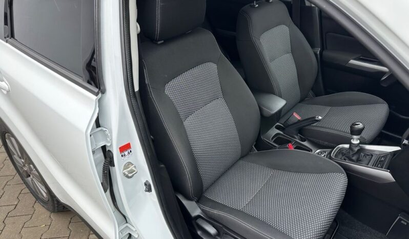 SUZUKI Vitara  | 4×4 (doł. ręcznie) | Manualna | 140 KM | Biały full