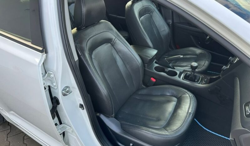 KIA Optima  | FWD (przód) | Manualna | 136 KM | Biały full