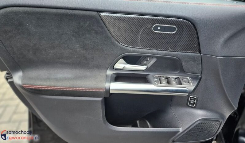 MERCEDES-BENZ GLA  | FWD (przód) | Automatyczna | 190 KM | Czarny full