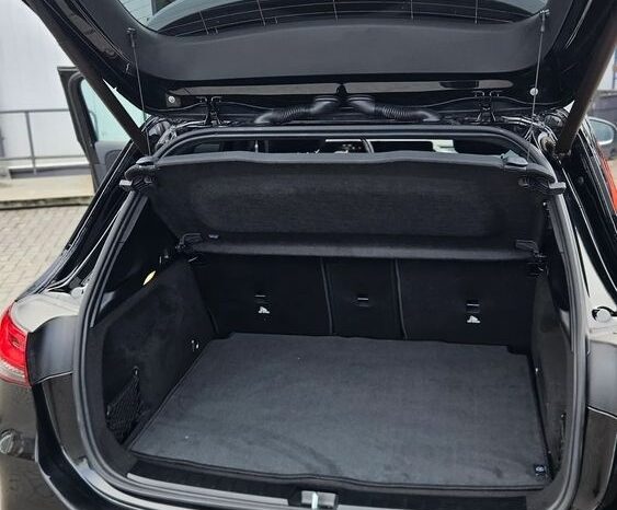 MERCEDES-BENZ GLA  | FWD (przód) | Automatyczna | 190 KM | Czarny full