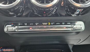 MERCEDES-BENZ GLA  | FWD (przód) | Automatyczna | 190 KM | Czarny full