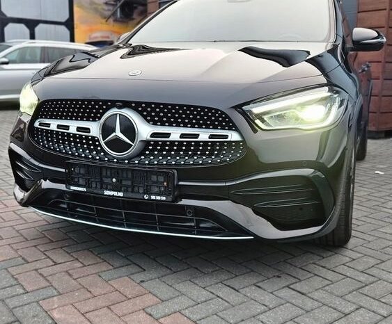 MERCEDES-BENZ GLA  | FWD (przód) | Automatyczna | 190 KM | Czarny full