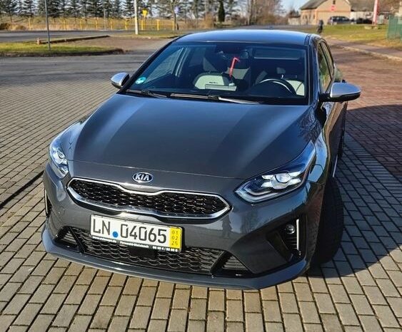 KIA Proceed | FWD (przód) | Automatyczna | 136 KM | Szary