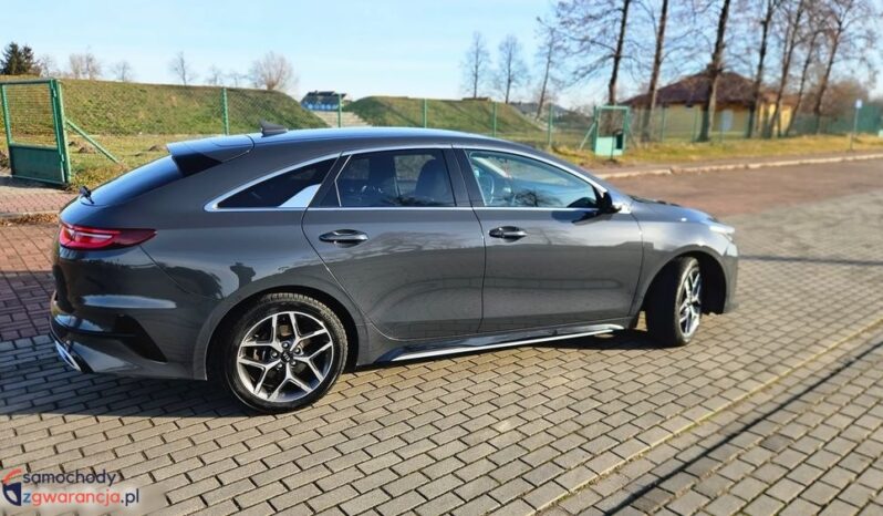 KIA Proceed | FWD (przód) | Automatyczna | 136 KM | Szary full