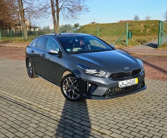 KIA Proceed | FWD (przód) | Automatyczna | 136 KM | Szary full