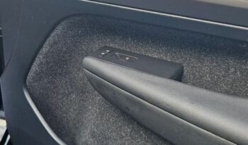 VOLVO XC 40 | FWD (przód) | Automatyczna | 150 KM | Czarny full