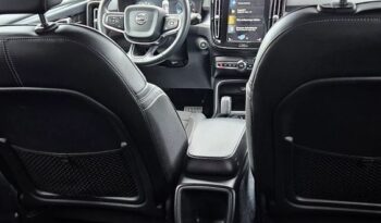 VOLVO XC 40 | FWD (przód) | Automatyczna | 150 KM | Czarny full