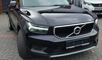 VOLVO XC 40 | FWD (przód) | Automatyczna | 150 KM | Czarny full