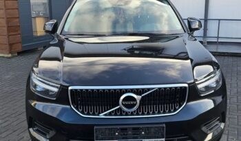 VOLVO XC 40 | FWD (przód) | Automatyczna | 150 KM | Czarny full