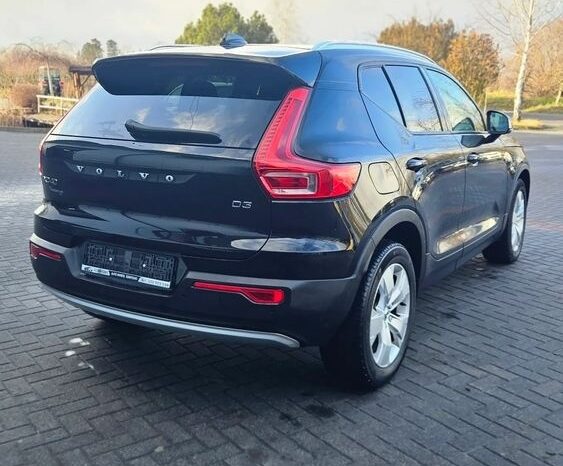 VOLVO XC 40 | FWD (przód) | Automatyczna | 150 KM | Czarny full