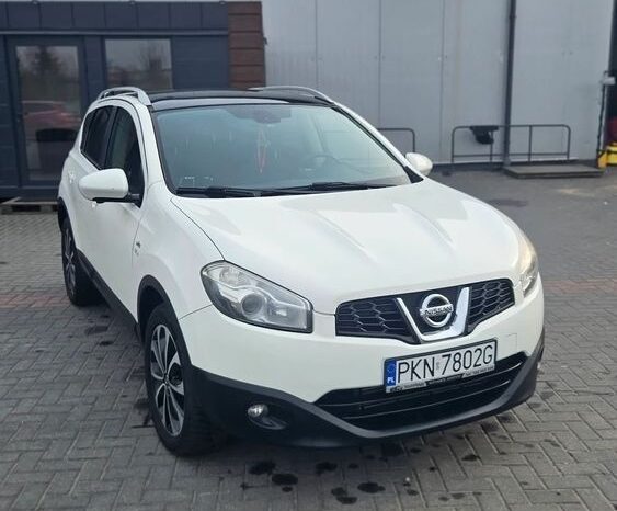 NISSAN Qashqai  | FWD (przód) | Manualna | 130 KM | Biały full
