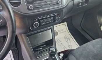 VOLKSWAGEN Tiguan  | FWD (przód) | Manualna | 110 KM | Złoty full