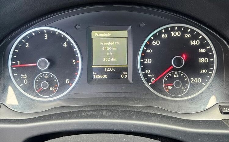 VOLKSWAGEN Tiguan  | FWD (przód) | Manualna | 110 KM | Złoty full