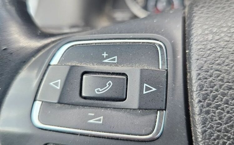 VOLKSWAGEN Tiguan  | FWD (przód) | Manualna | 110 KM | Złoty full