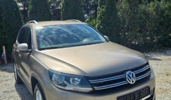 VOLKSWAGEN Tiguan  | FWD (przód) | Manualna | 110 KM | Złoty full