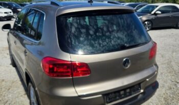 VOLKSWAGEN Tiguan  | FWD (przód) | Manualna | 110 KM | Złoty full