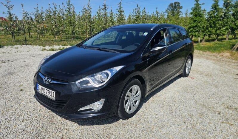 Hyundai I40  | Fwd (Przód) | Manualna | 135 Km | Czarny