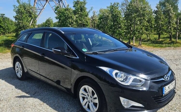 HYUNDAI i40  | FWD (przód) | Manualna | 135 KM | Czarny full