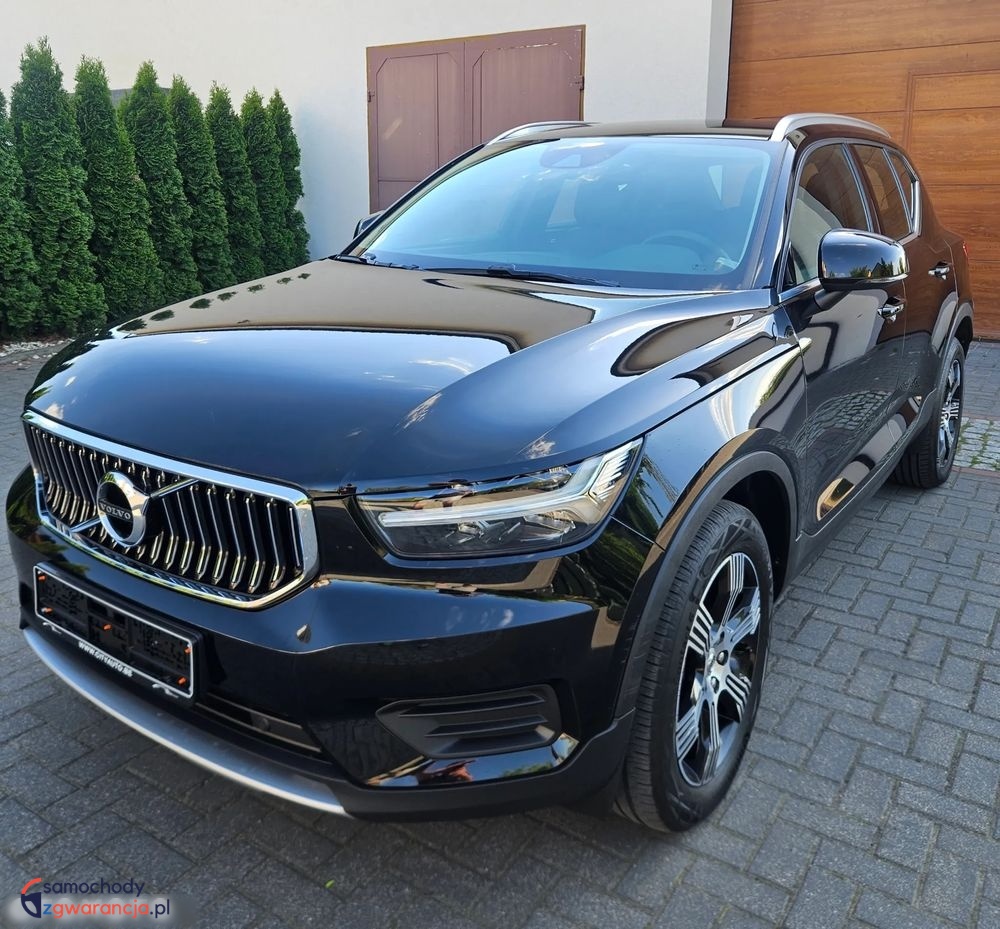 Volvo Xc 40 | Fwd (Przód) | Automatyczna | 149 Km | Czarny