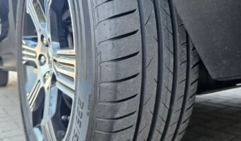 VOLVO XC 40 | FWD (przód) | Automatyczna | 149 KM | Czarny full