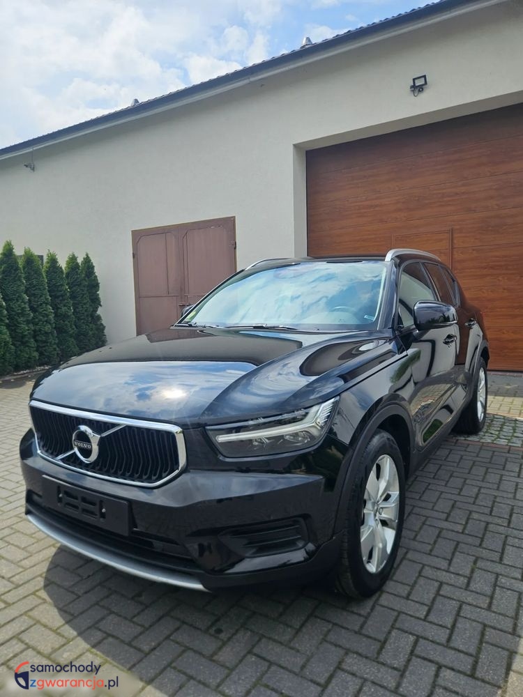 Volvo Xc 40 | Fwd (Przód) | Automatyczna | 149 Km | Czarny