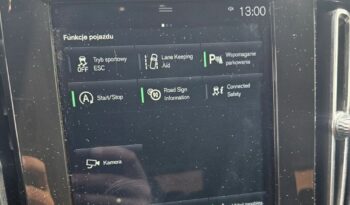 VOLVO XC 40 | FWD (przód) | Automatyczna | 149 KM | Czarny full