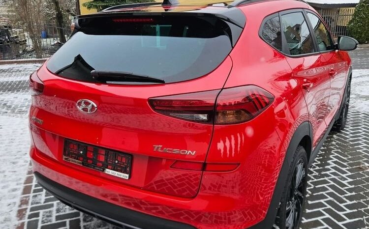 HYUNDAI Tucson  | FWD (przód) | Automatyczna | 136 KM | Czerwony full