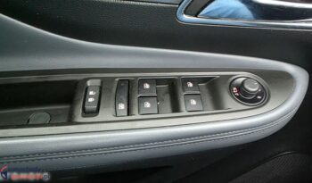 OPEL Mokka  | 4×4 (stały) | Manualna | 140 KM | Srebrny full