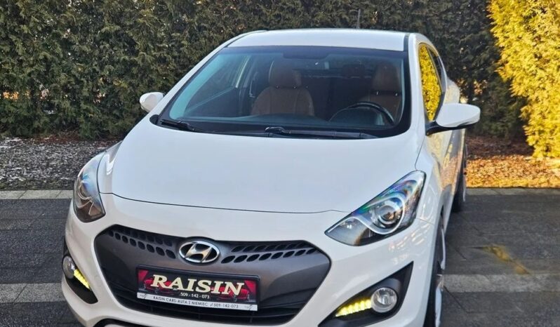 HYUNDAI I30  | FWD (przód) | Manualna | 135 KM | Biały full