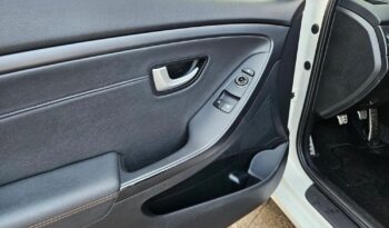 HYUNDAI I30  | FWD (przód) | Manualna | 135 KM | Biały full