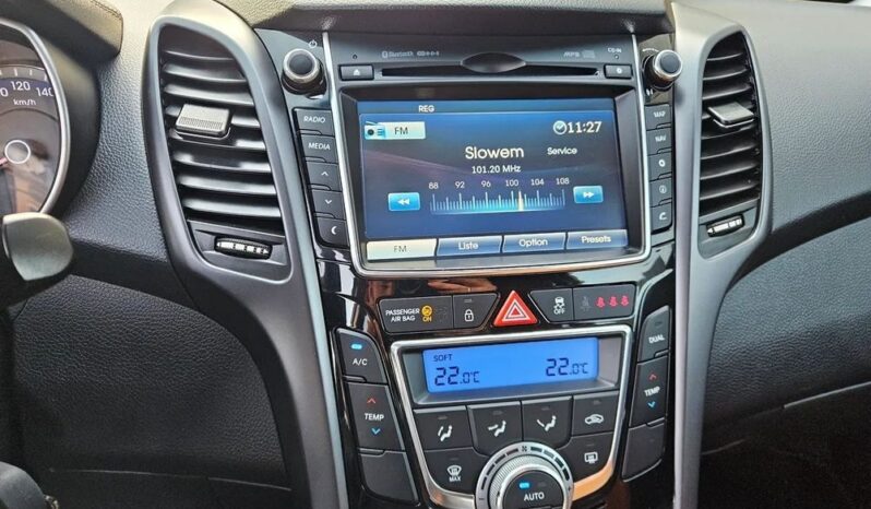 HYUNDAI I30  | FWD (przód) | Manualna | 135 KM | Biały full