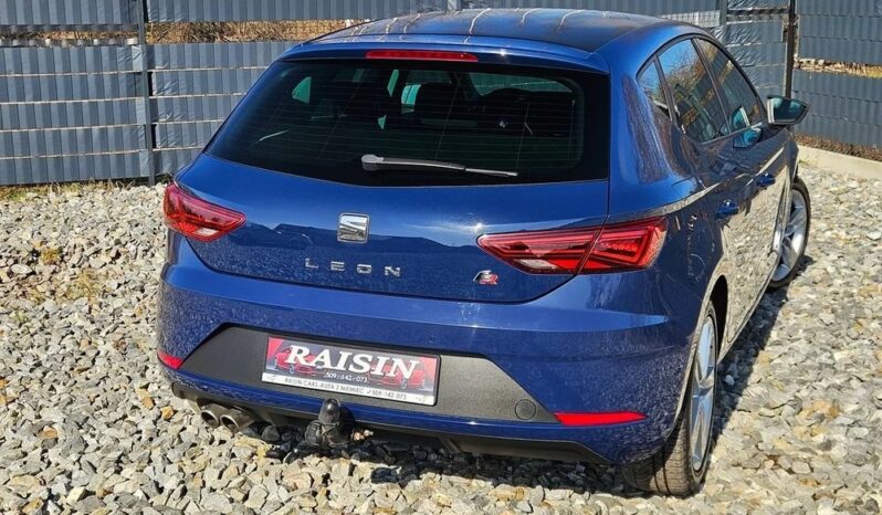 SEAT Leon  | FWD (przód) | Manualna | 150 KM | Niebieski full