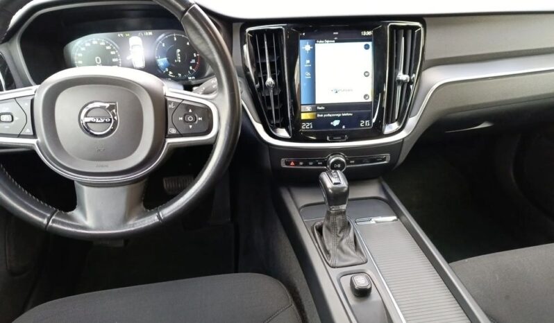 VOLVO V60  | FWD (przód) | Automatyczna | 150 KM | Szary full
