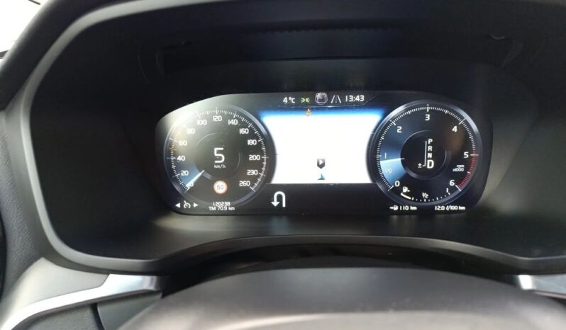 VOLVO V60  | FWD (przód) | Automatyczna | 150 KM | Szary full