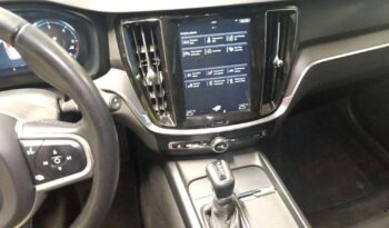 VOLVO V60  | FWD (przód) | Automatyczna | 150 KM | Szary full