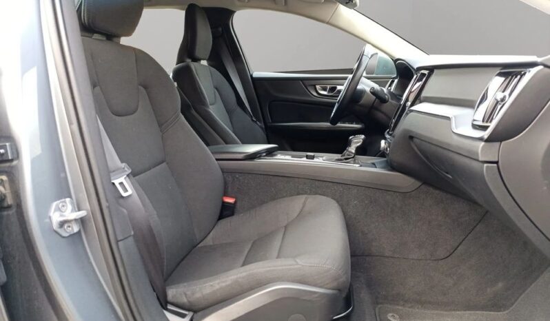 VOLVO V60  | FWD (przód) | Automatyczna | 150 KM | Szary full
