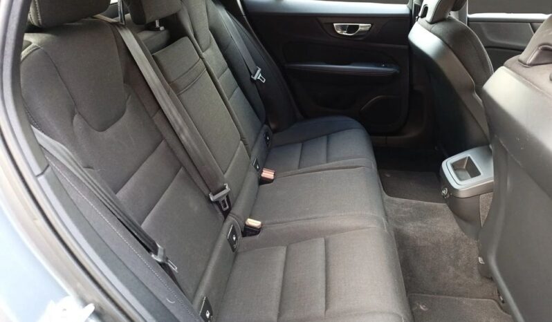 VOLVO V60  | FWD (przód) | Automatyczna | 150 KM | Szary full