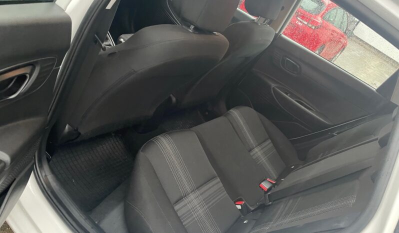 HYUNDAI i20  | FWD (przód) | Manualna | 85 KM | Biały full