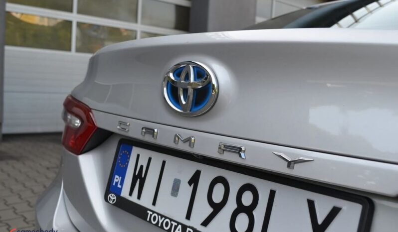 TOYOTA Camry | FWD (przód) | Automatyczna | 178 KM | Srebrny full