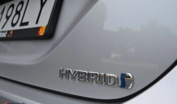 TOYOTA Camry | FWD (przód) | Automatyczna | 178 KM | Srebrny full