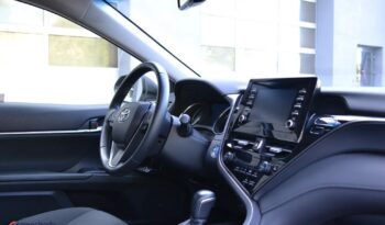 TOYOTA Camry | FWD (przód) | Automatyczna | 178 KM | Srebrny full