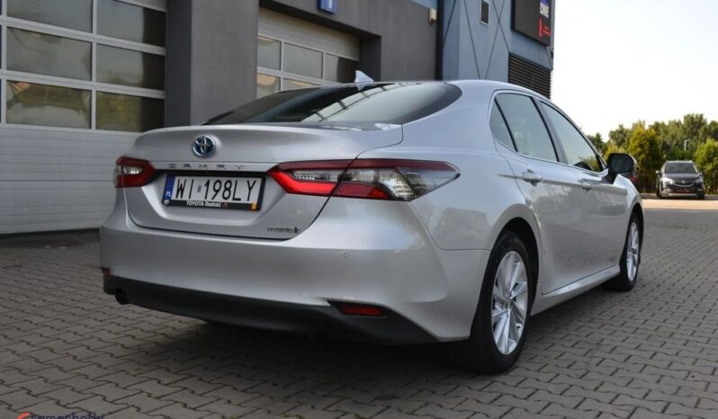 TOYOTA Camry | FWD (przód) | Automatyczna | 178 KM | Srebrny full