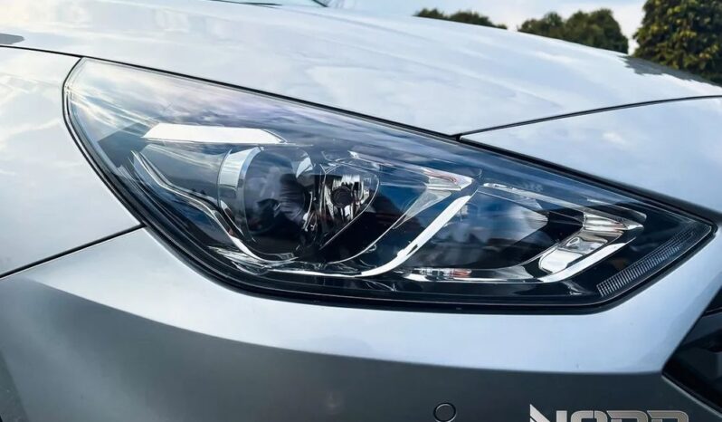 HYUNDAI I30  | FWD (przód) | Manualna | 110 KM | Srebrny full